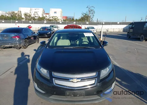 2012 Chevrolet Volt z USA, uszkodzony, nr VIN 1G1RH6E42CU118930